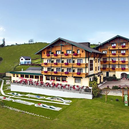 Ferienhotel Hofer superior Strass im Attergau Exterior foto