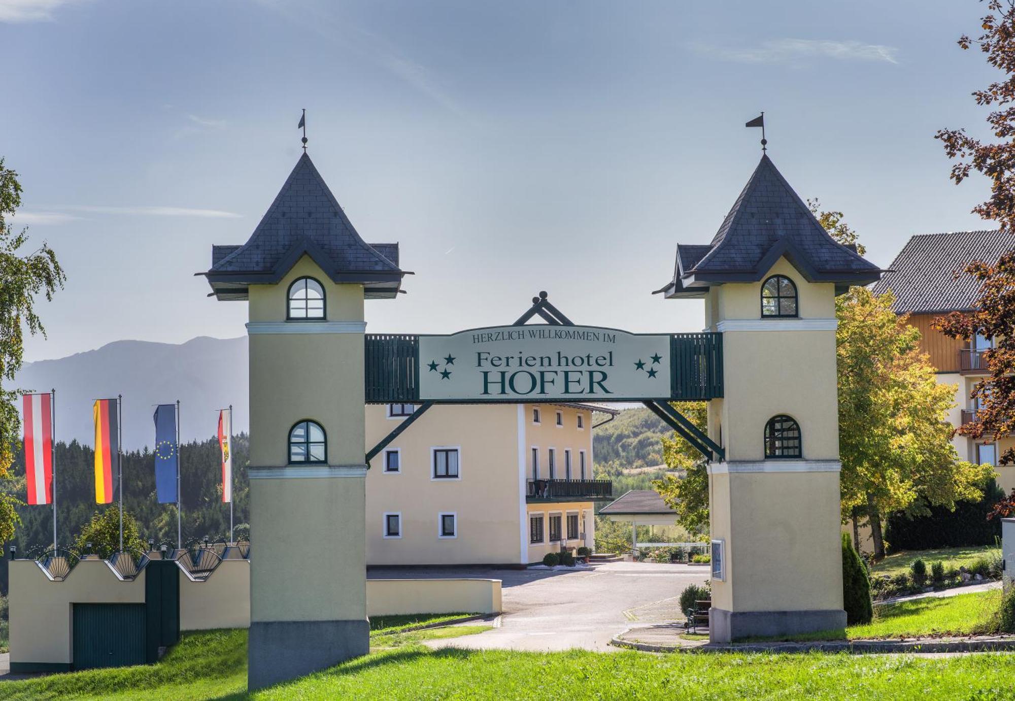 Ferienhotel Hofer superior Strass im Attergau Exterior foto