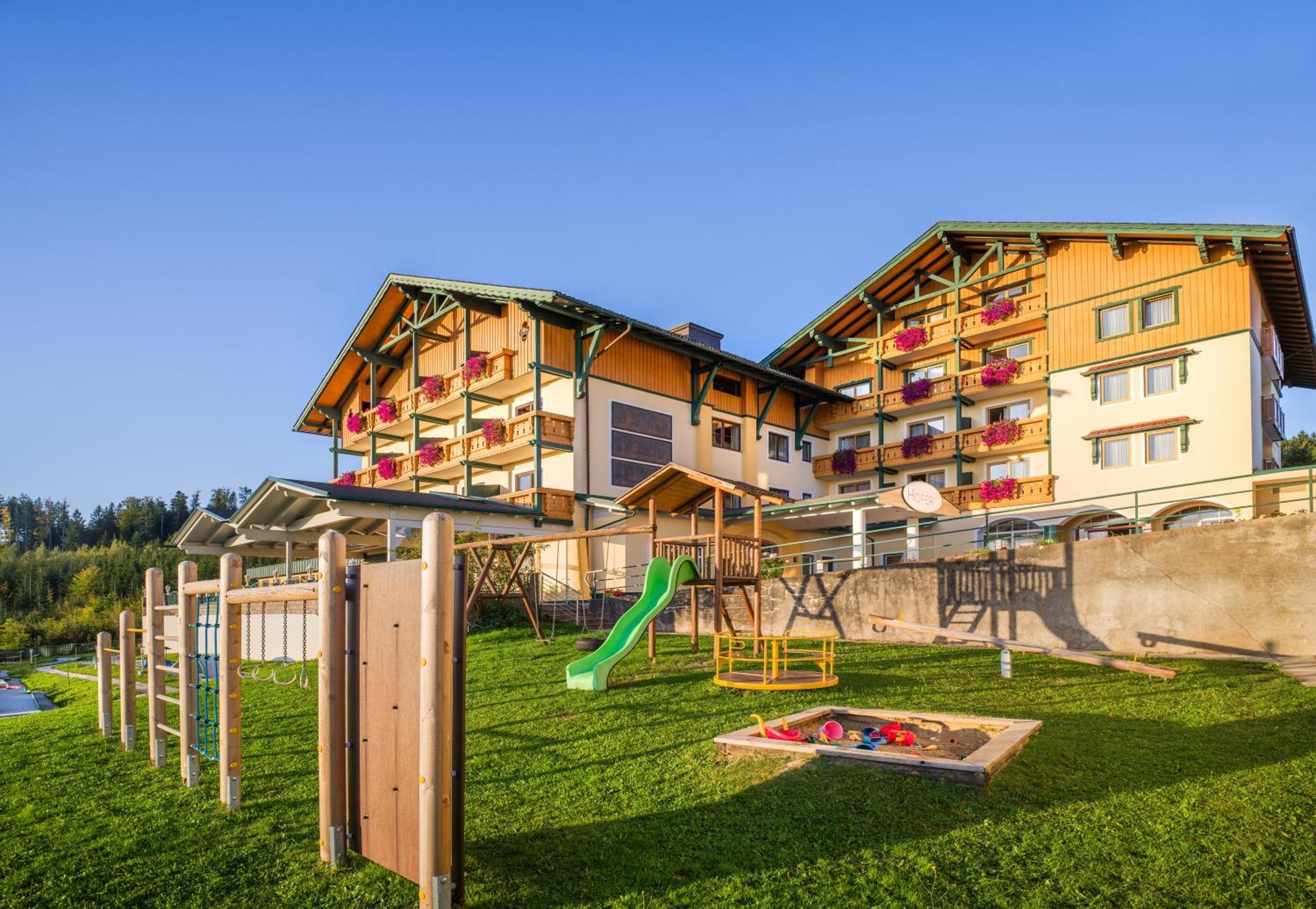 Ferienhotel Hofer superior Strass im Attergau Exterior foto